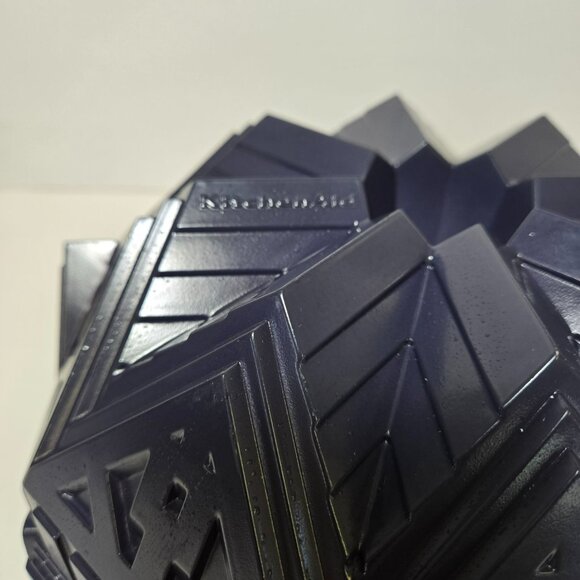 KITCHEN AID Tudor Cathedral Church House Bundt Cake Pan Mold Cast Aluminum - Picture 2 of 8